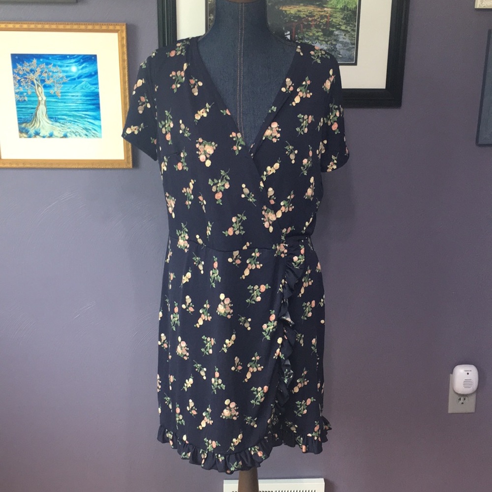 Modcloth Navy Floral Surplice Neckline Dress NWT